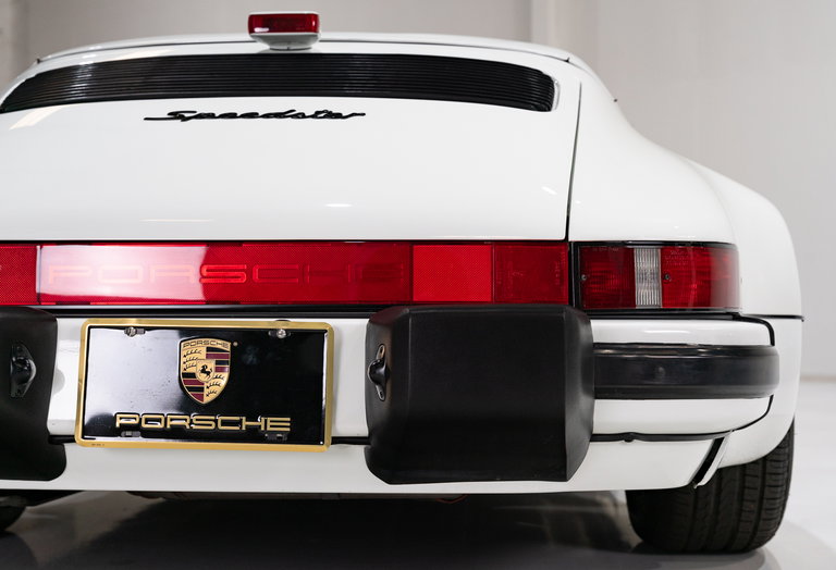 Porsche 911 Carrera 3.2 Speedster (US)