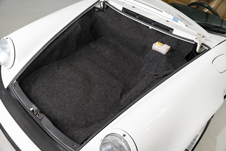 Porsche 911 Carrera 3.2 Speedster (US)