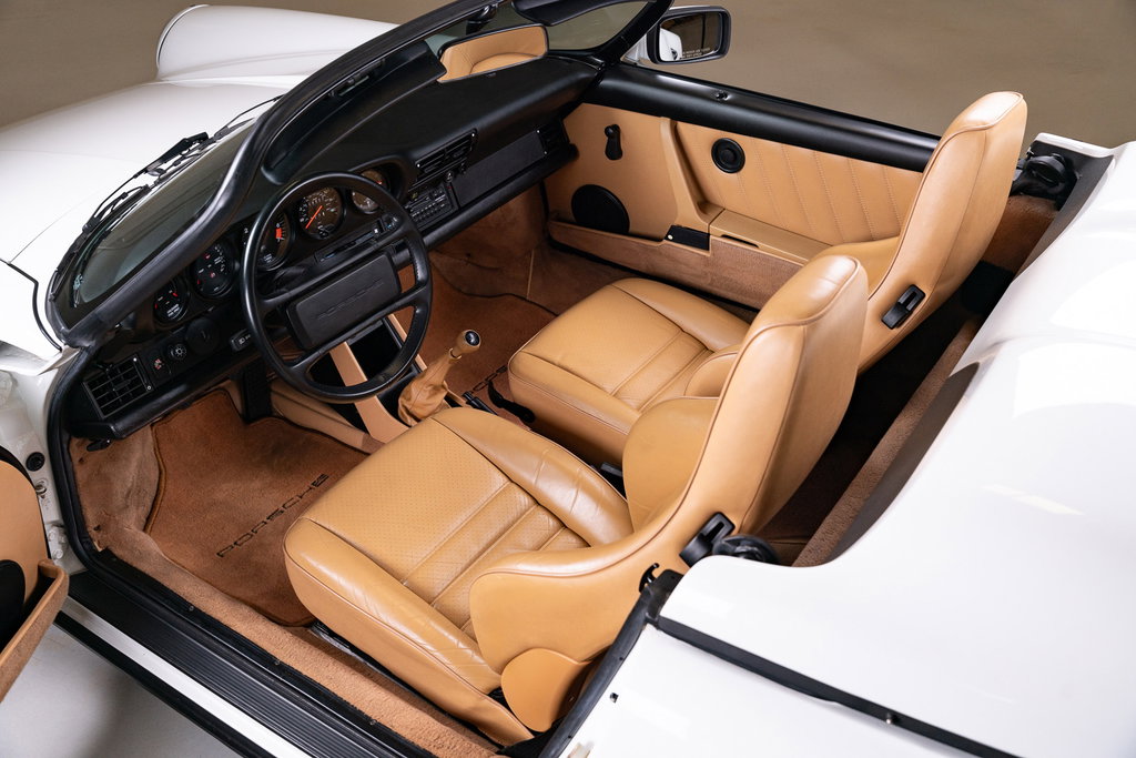 Porsche 911 Carrera 3.2 Speedster (US)