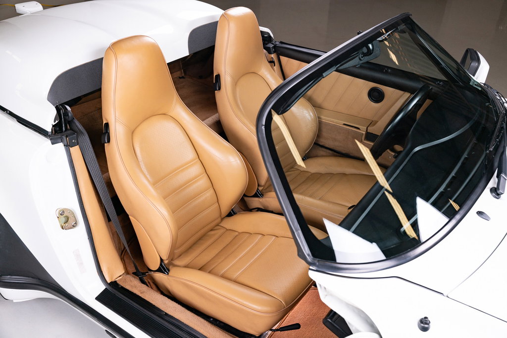 Porsche 911 Carrera 3.2 Speedster (US)