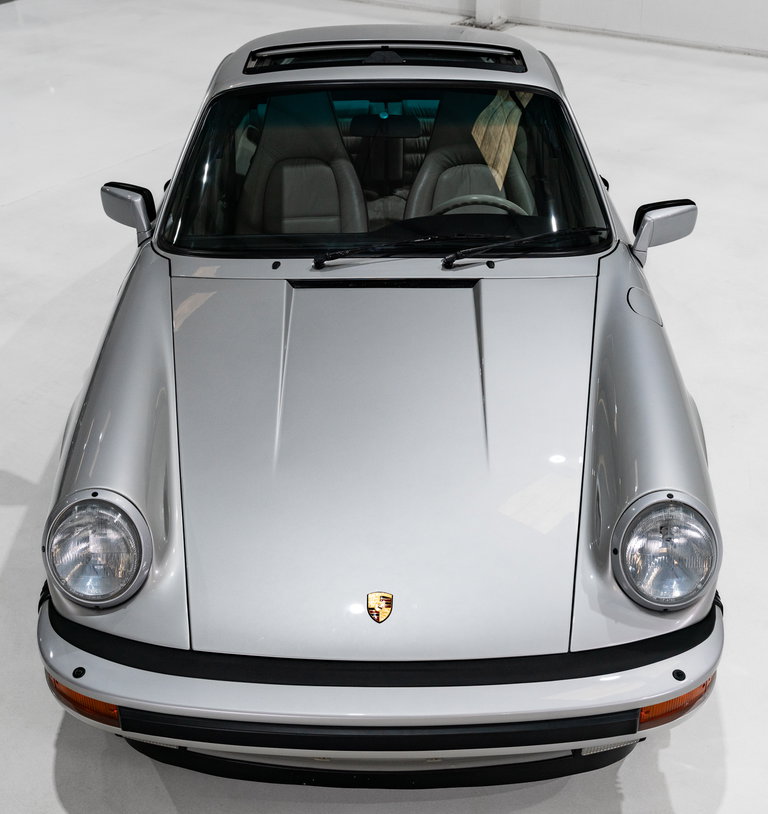 Porsche 911 Carrera 3.2 “25 Jahre 911”