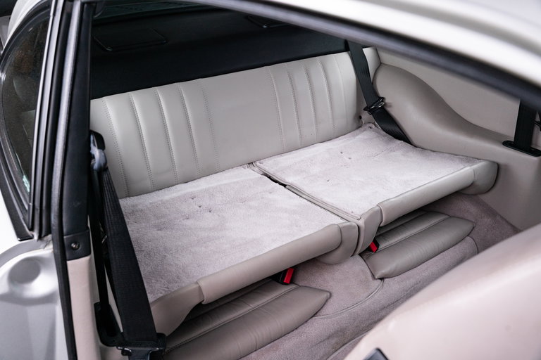 Porsche 911 Carrera 3.2 “25 Jahre 911”