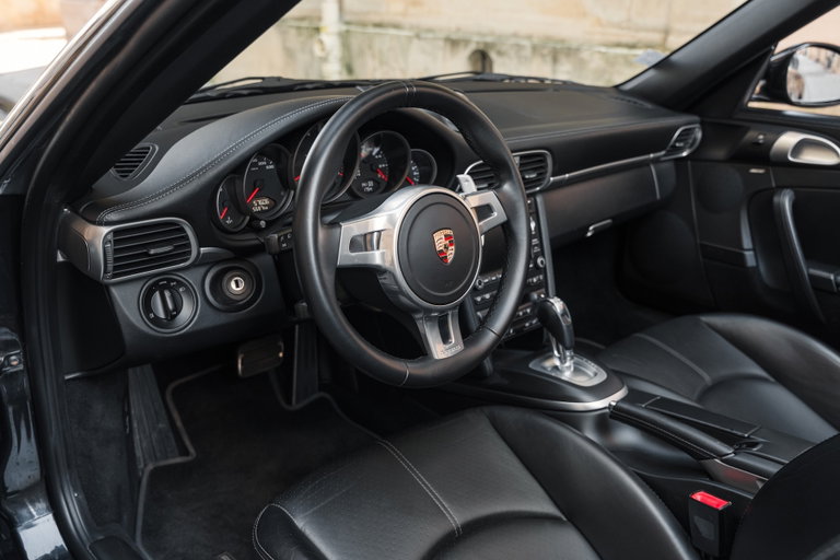 Porsche 997.2 Carrera GTS