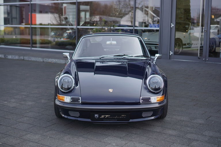 Porsche 911 Backdate