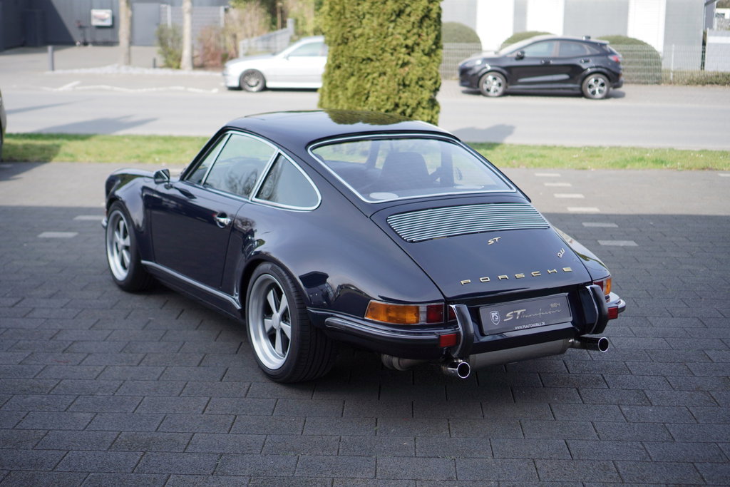 Porsche 911 Backdate