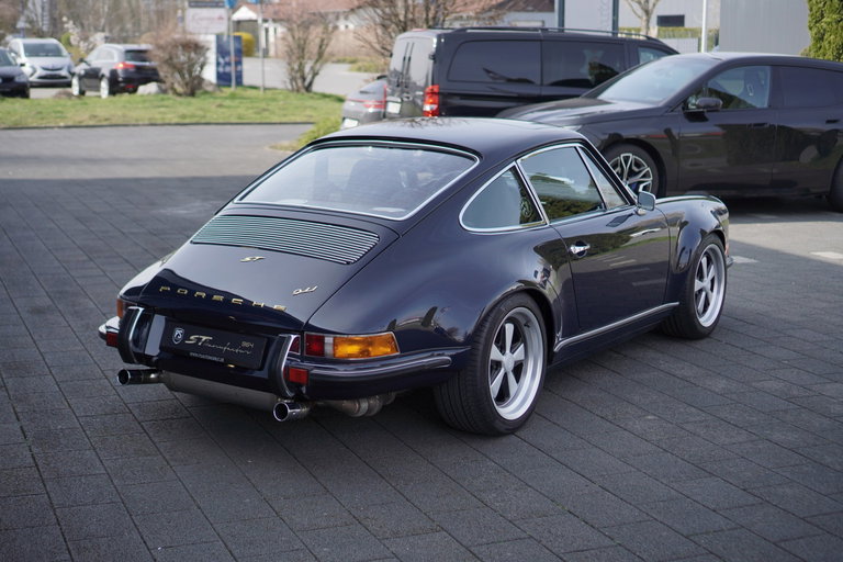 Porsche 911 Backdate