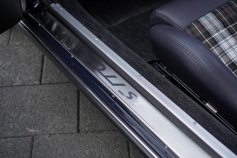 Porsche 911 Backdate