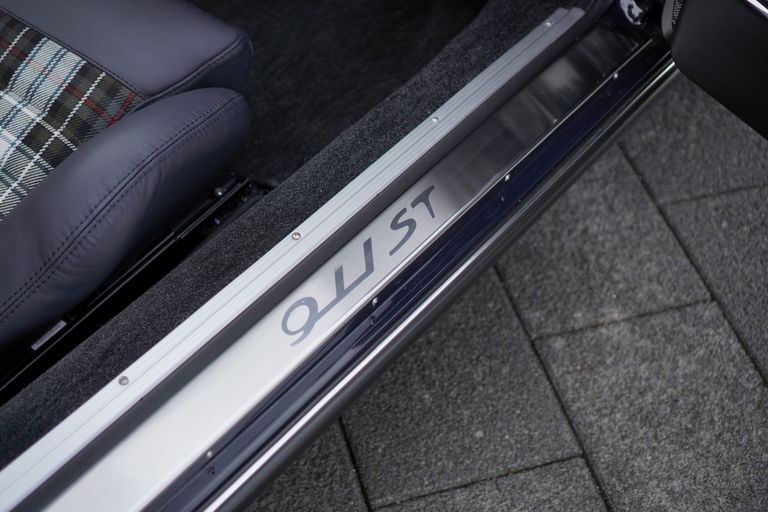 Porsche 911 Backdate