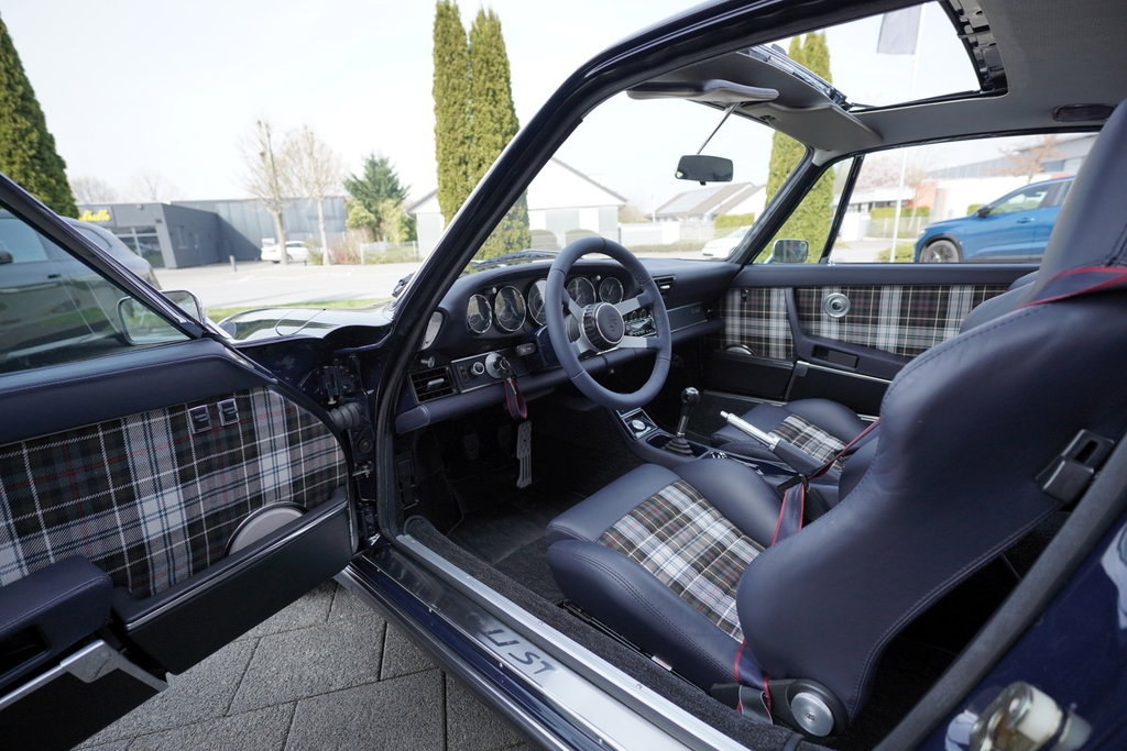 Porsche 911 Backdate