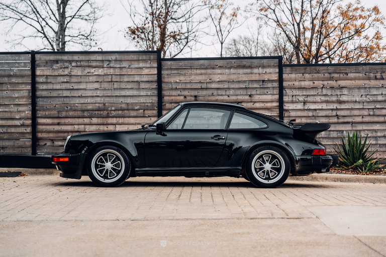 Porsche 911 Turbo 3.3 (US)