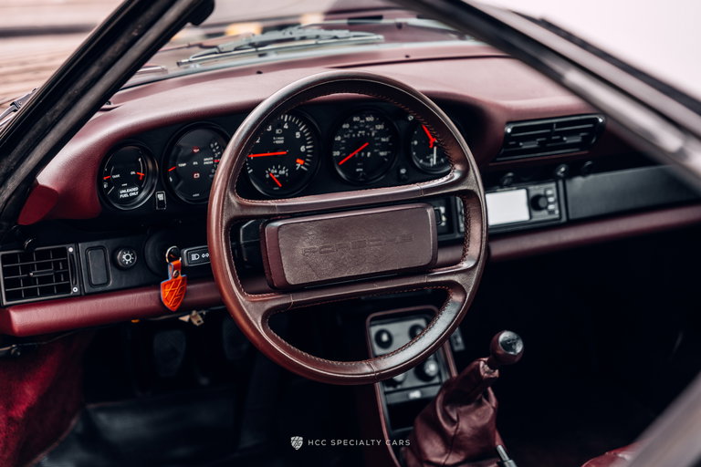 Porsche 911 Turbo 3.3 (US)