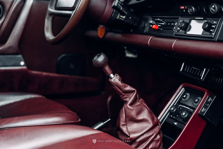 Porsche 911 Turbo 3.3 (US)