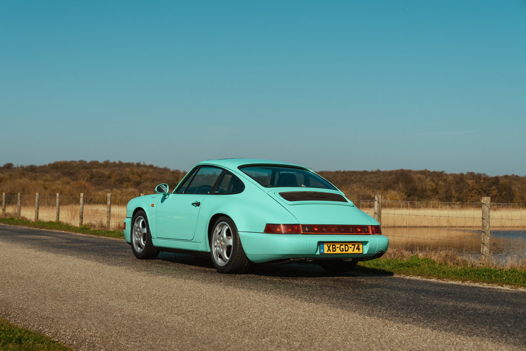 Porsche 964 Carrera 2