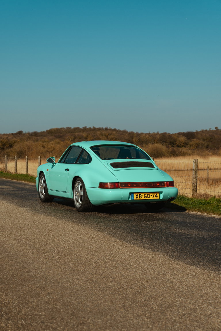 Porsche 964 Carrera 2