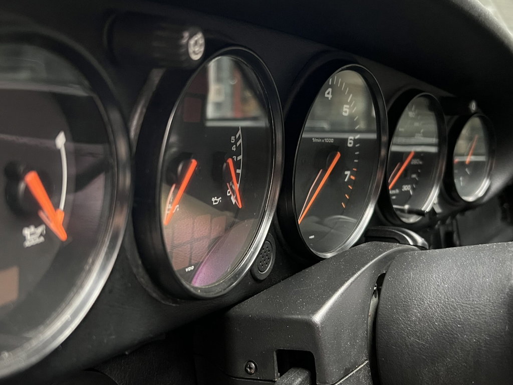 Porsche 964 Carrera 4