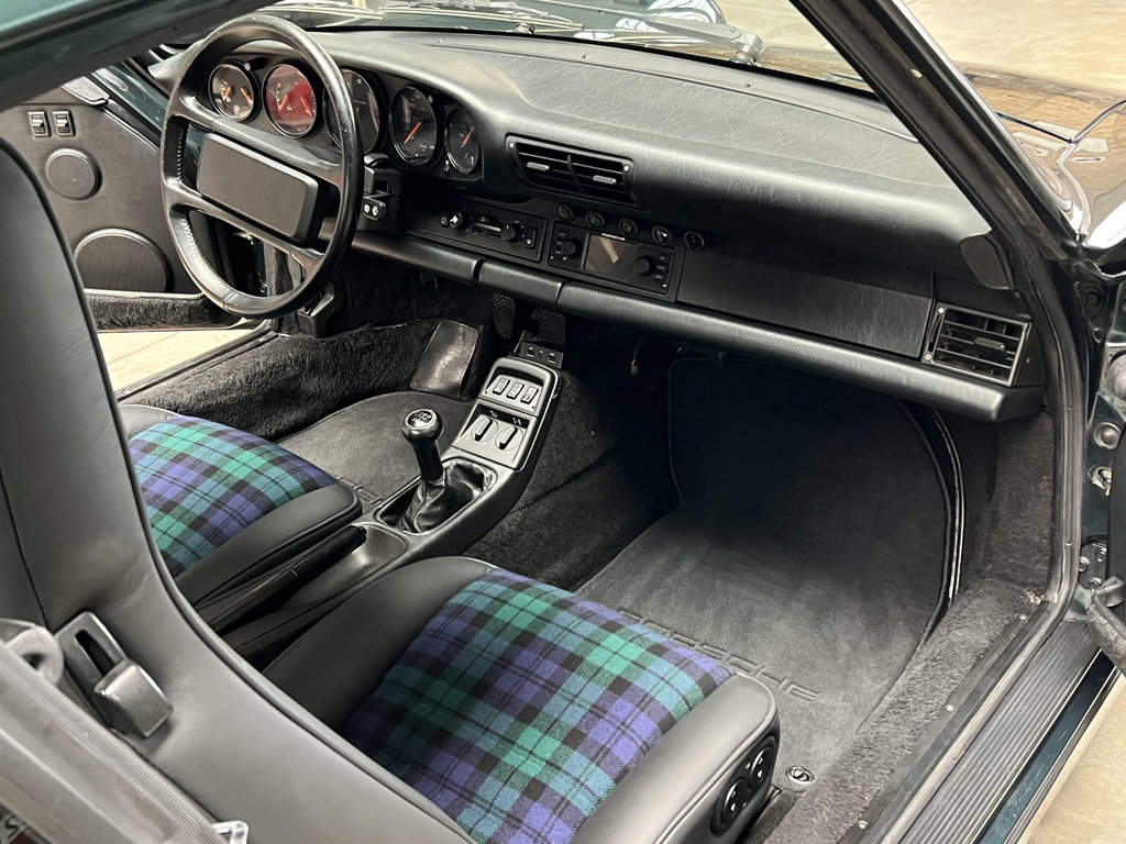 Porsche 964 Carrera 4