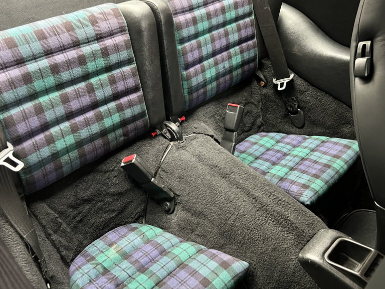 Porsche 964 Carrera 4