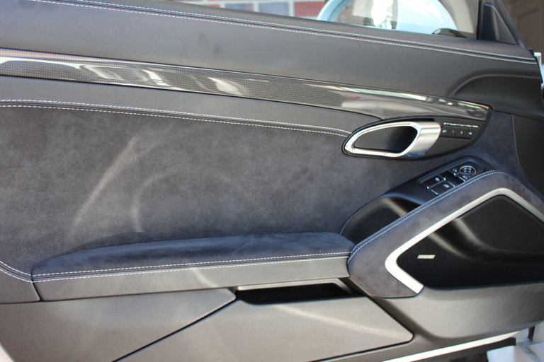 Porsche 981 Cayman GTS