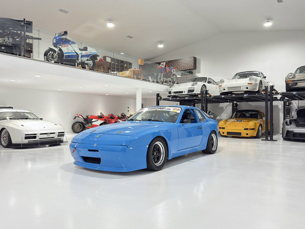 Porsche 944 Coupé 1986 - elferspot.com - Marketplace for Porsche