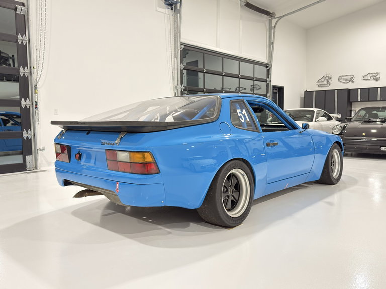 Porsche 944 Coupé