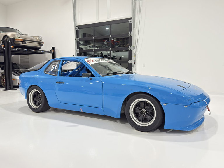 Porsche 944 Coupé