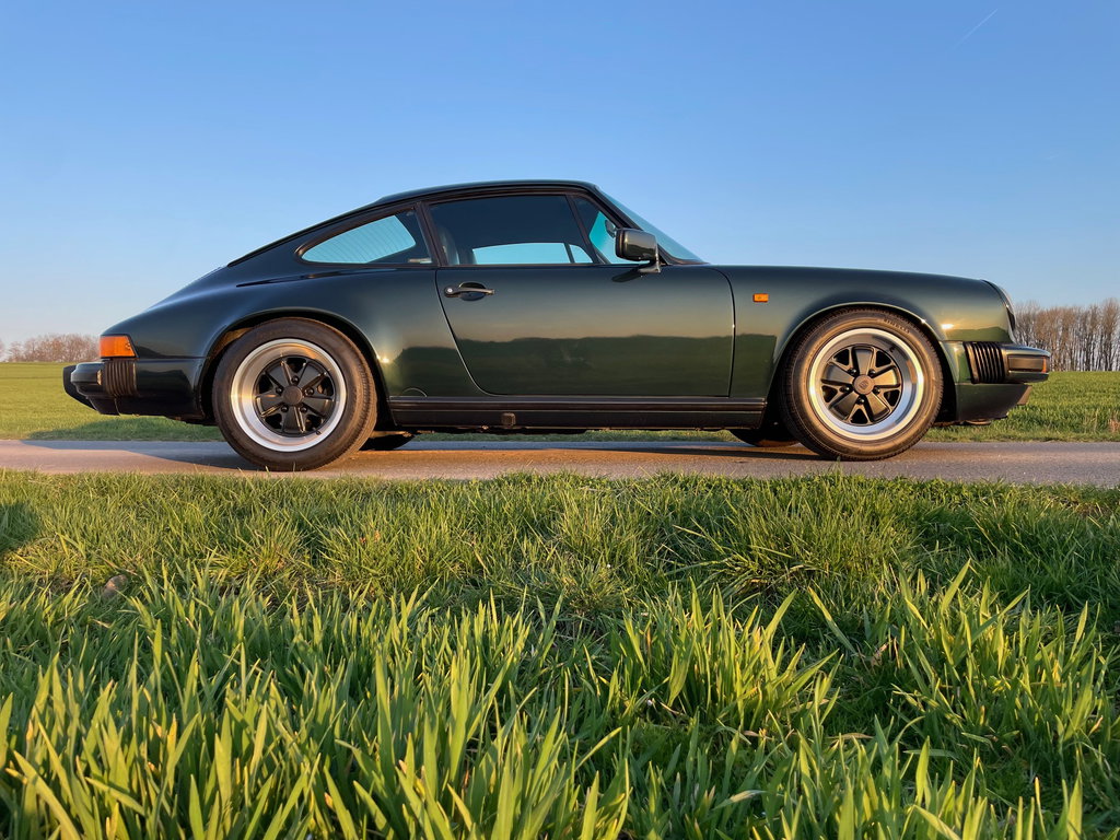 Porsche 911 Carrera 3.2