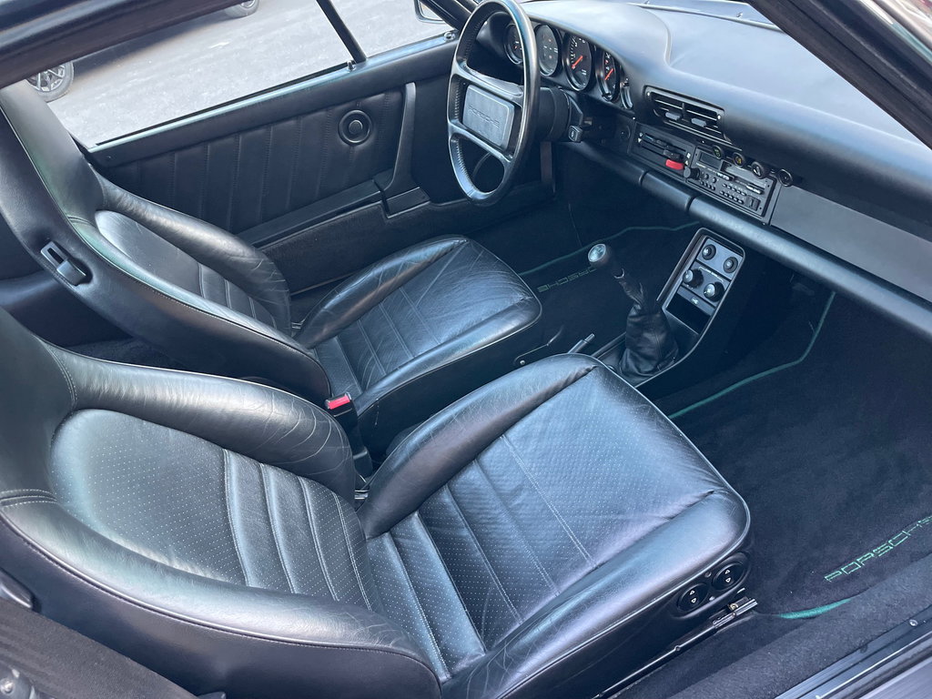 Porsche 911 Carrera 3.2