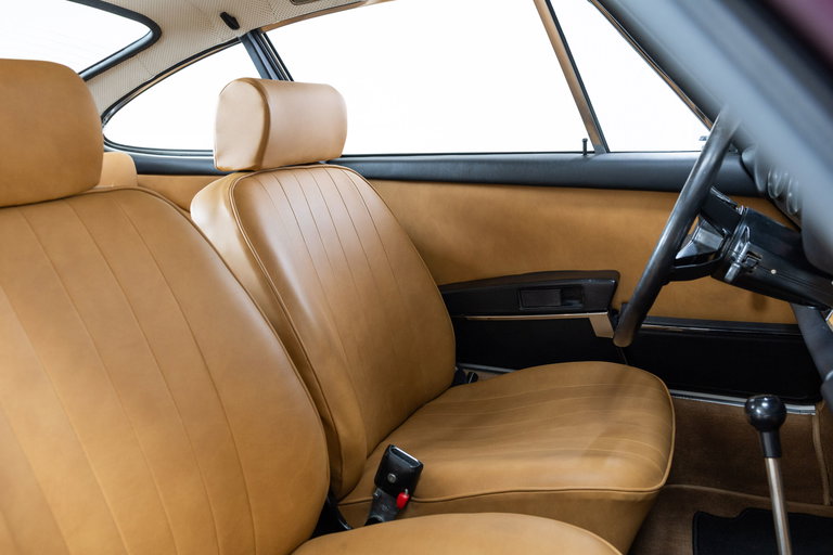 Porsche 911 T