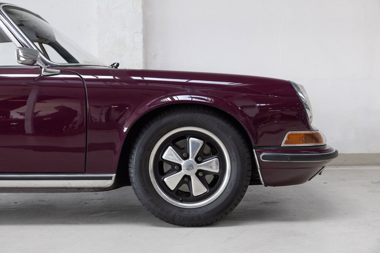 Porsche 911 T