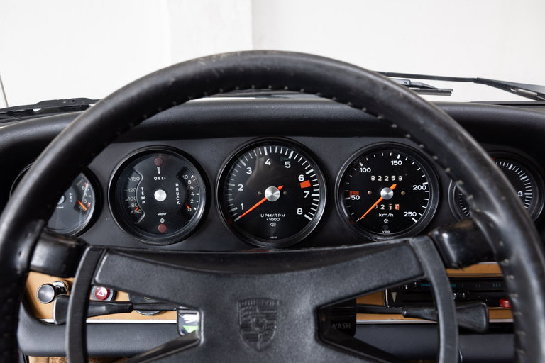 Porsche 911 T