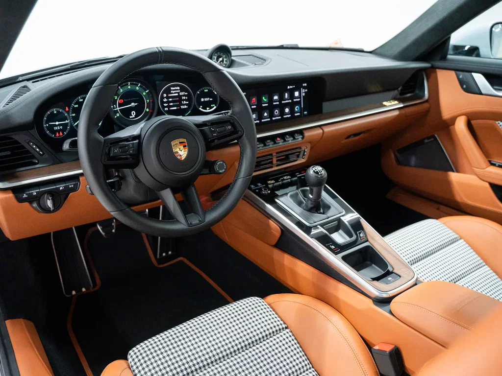 Porsche 992 Sport Classic