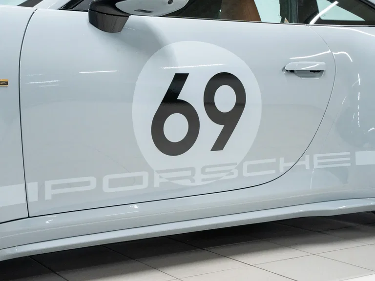 Porsche 992 Sport Classic