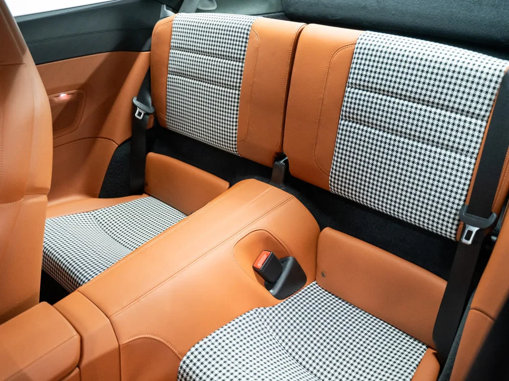 Porsche 992 Sport Classic