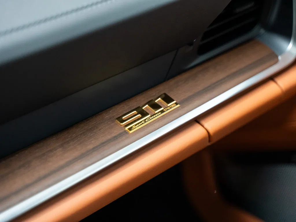 Porsche 992 Sport Classic
