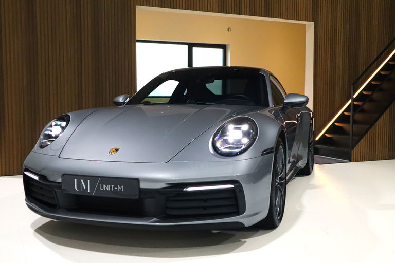 Porsche 992 Carrera
