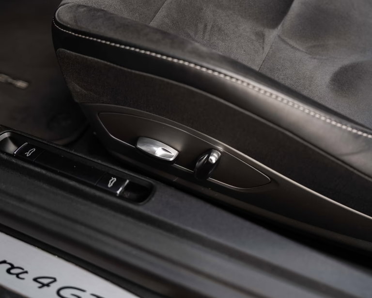 Porsche 991.2 Carrera 4 GTS