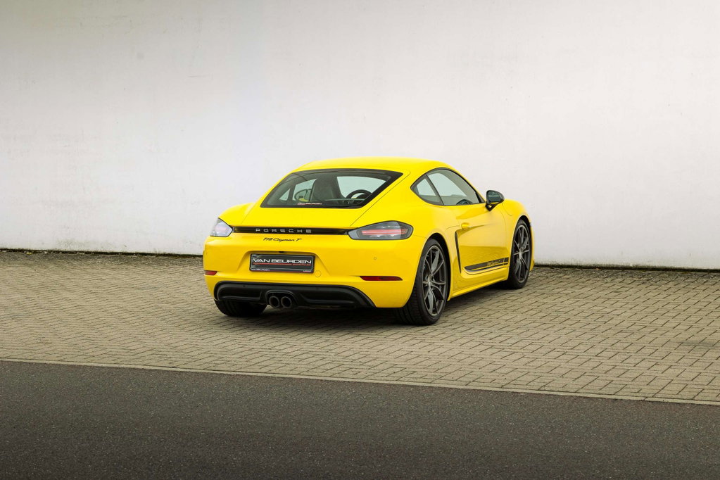 Porsche 718 Cayman T