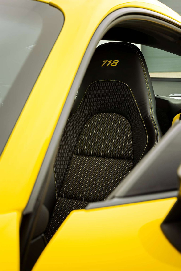 Porsche 718 Cayman T