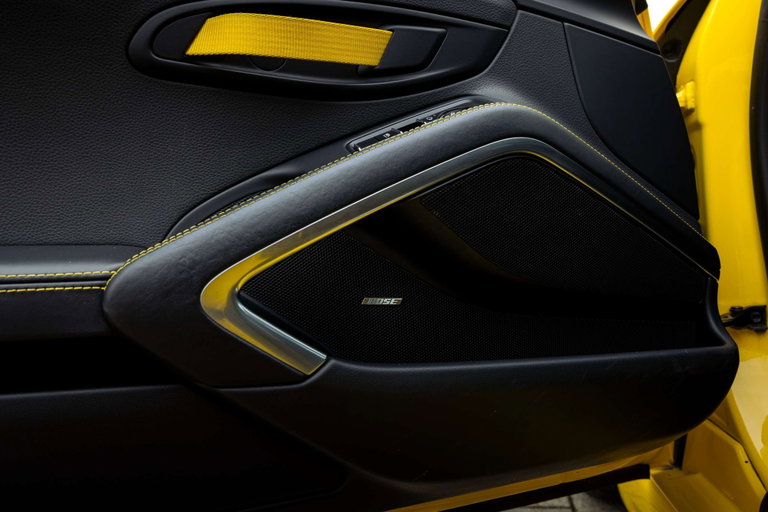 Porsche 718 Cayman T