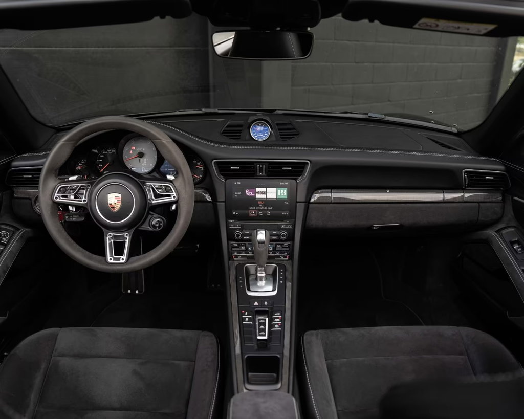 Porsche 991.2 Carrera 4 GTS