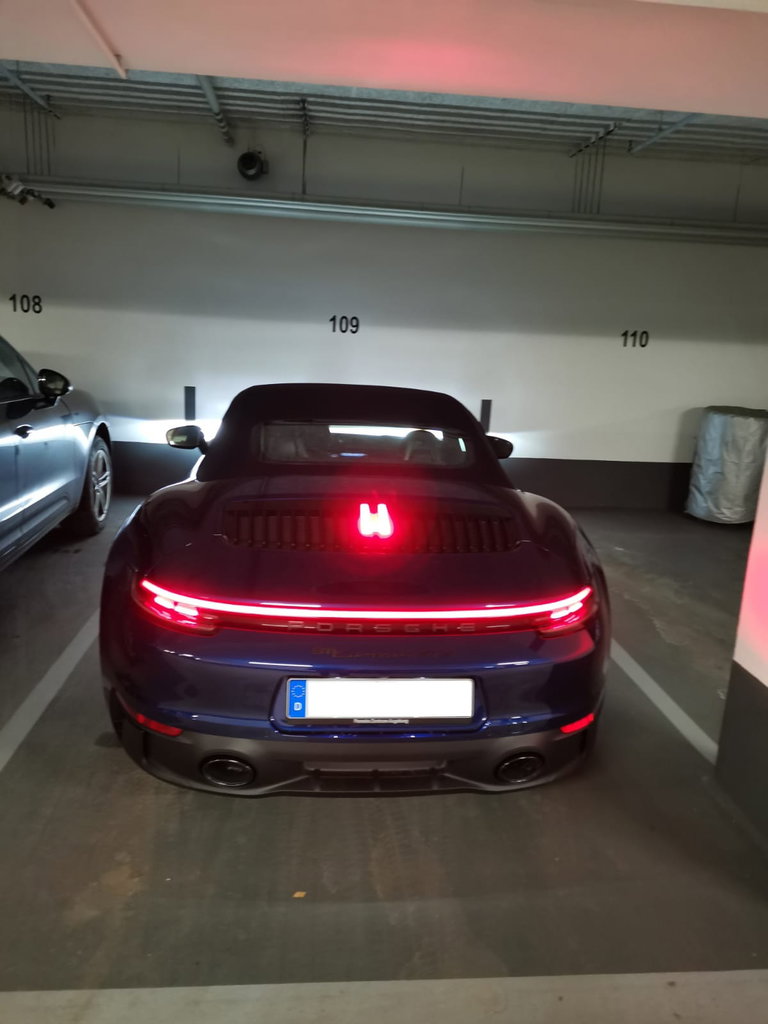 Porsche 992 Carrera 4 GTS