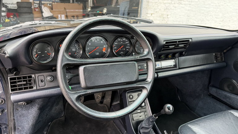 Porsche 911 Carrera 3.2