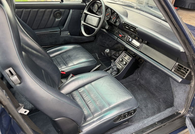 Porsche 911 Carrera 3.2