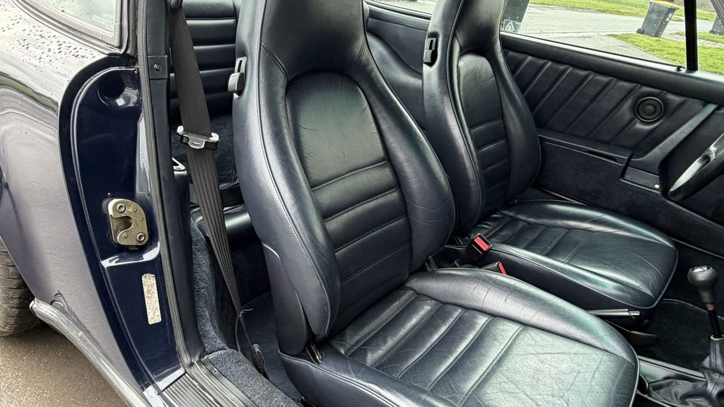 Porsche 911 Carrera 3.2