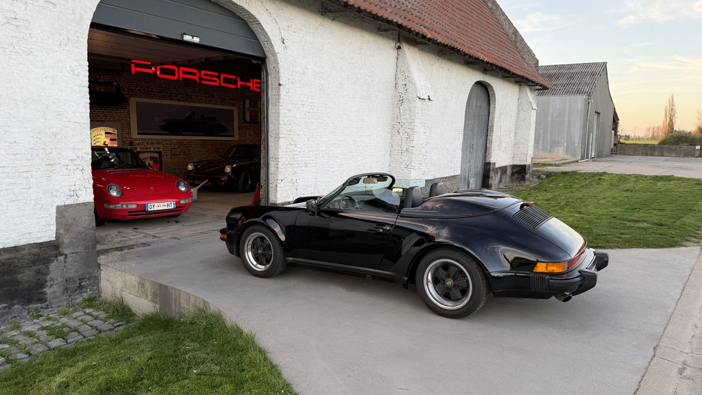 Porsche 911 Carrera 3.2 Speedster