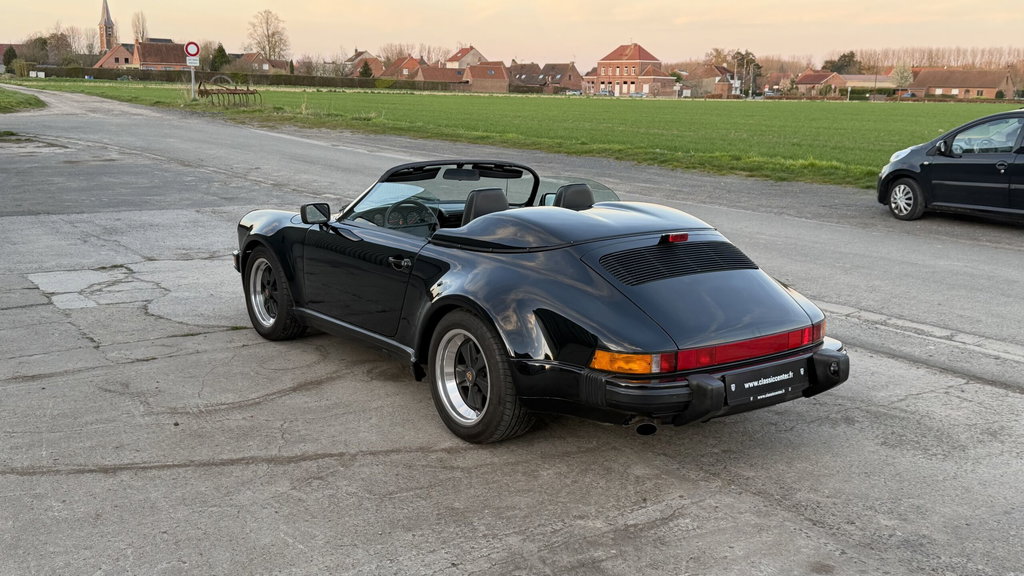 Porsche 911 Carrera 3.2 Speedster