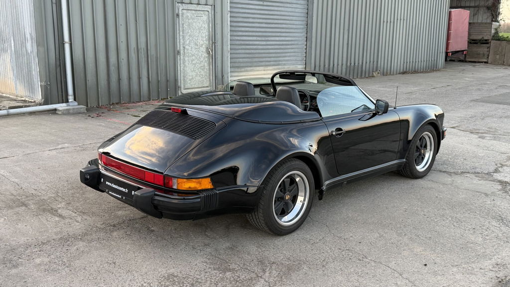 Porsche 911 Carrera 3.2 Speedster
