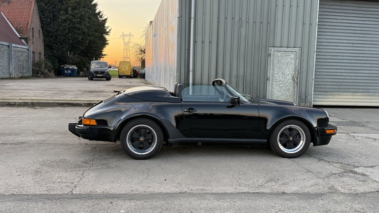 Porsche 911 Carrera 3.2 Speedster