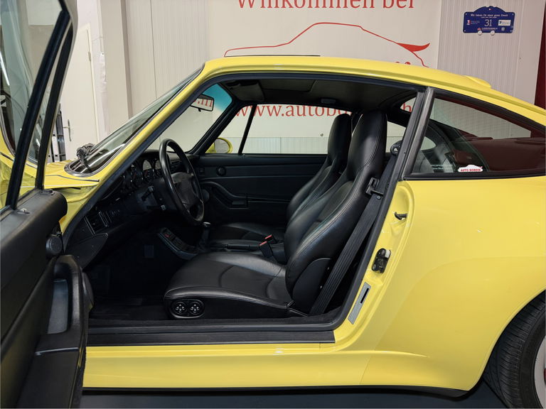 Porsche 993 Carrera 4S