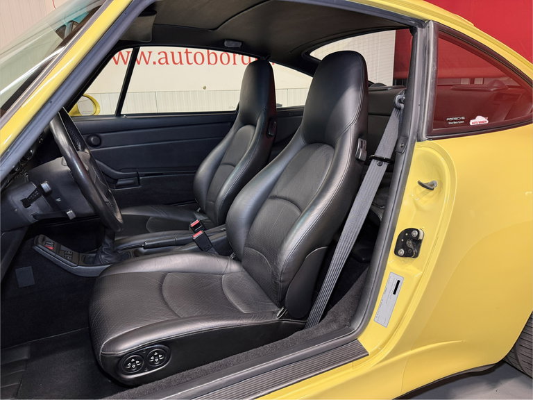 Porsche 993 Carrera 4S
